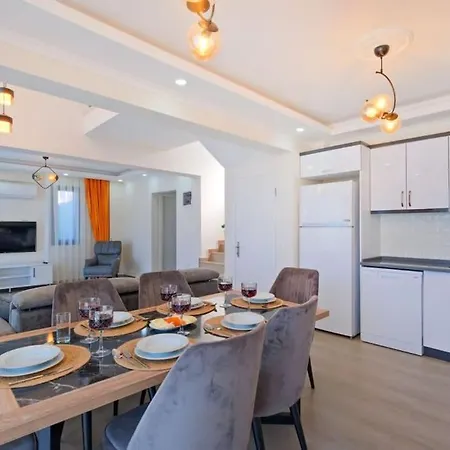 Simge 4+1 Oeluedeniz * Fethiye