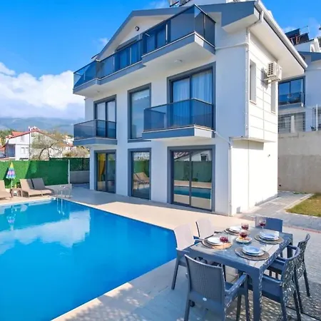 Simge 4+1 Oludeniz Villa *