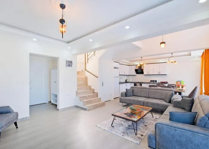 Vila Simge 4+1 Oeluedeniz Fethiye